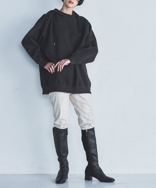 lautreamont BLEUBLANC（ロートレアモンブルーブラン）の「<lautreamont BLEUBLANC>オーバーサイズフードパーカー≪洗濯機で洗える≫（Tシャツ/カットソー・レディース・キャメル/チャコールグレー・9号）」の5枚目の写真