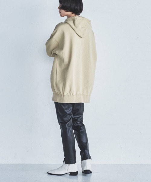 lautreamont BLEUBLANC（ロートレアモンブルーブラン）の「<lautreamont BLEUBLANC>オーバーサイズフードパーカー≪洗濯機で洗える≫（Tシャツ/カットソー・レディース・キャメル/チャコールグレー・9号）」の11枚目の写真