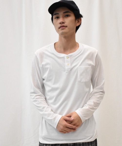 SPENDY'S Store（スペンディーズストア）の「ヘンリーネック長袖ポケットＴシャツ（Tシャツ/カットソー・メンズ・ネイビー/ブラック/ワイン/杢グレー/ブルー系その他/マスタード/スモークピンク/ホワイト系その他/カーキ/ネイビー系1/オフホワイト・4L/S/3L/L/LL/M/5L）」の2枚目の写真