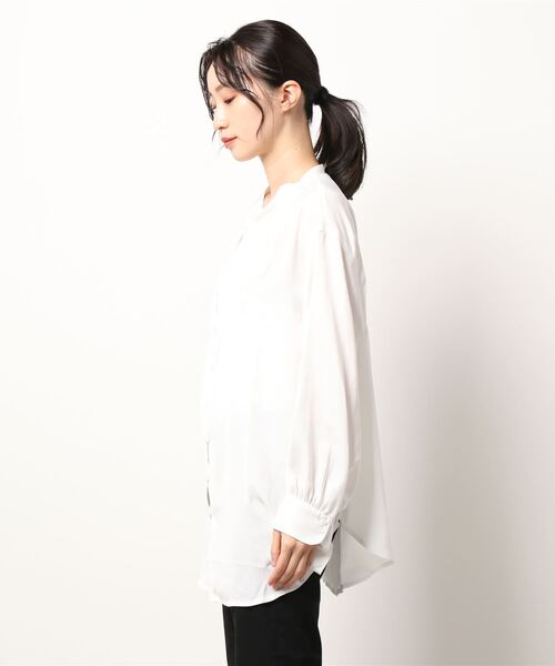 ehka sopo（エヘカソポ）の「バンドカラーチュニックブラウス（シャツ/ブラウス・レディース・オフホワイト/カーキ/キナリ・ﾌﾘ-）」の4枚目の写真