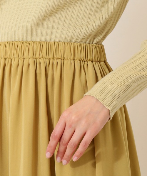 NATURAL BEAUTY BASIC(ナチュラルビューティーベーシック)の「割繊ドッキングニットワンピース(ワンピース・レディース・ベージュ/イエロー/ブラック・MEDIUM)」の9枚目の写真