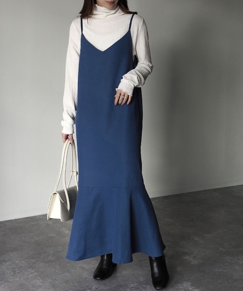 Riberry（リベリー）の「裾切替マーメイドキャミワンピース（ワンピース・レディース・ベージュ/ネイビー/ブラウン・MEDIUM）」の5枚目の写真