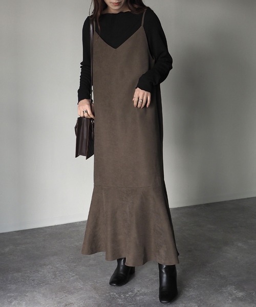 Riberry（リベリー）の「裾切替マーメイドキャミワンピース（ワンピース・レディース・ベージュ/ネイビー/ブラウン・MEDIUM）」の14枚目の写真