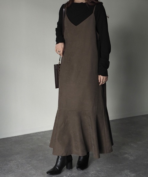 Riberry（リベリー）の「裾切替マーメイドキャミワンピース（ワンピース・レディース・ベージュ/ネイビー/ブラウン・MEDIUM）」の15枚目の写真