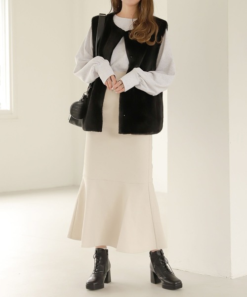 Heather（ヘザー）の「フワフワファーベスト 268994（その他アウター