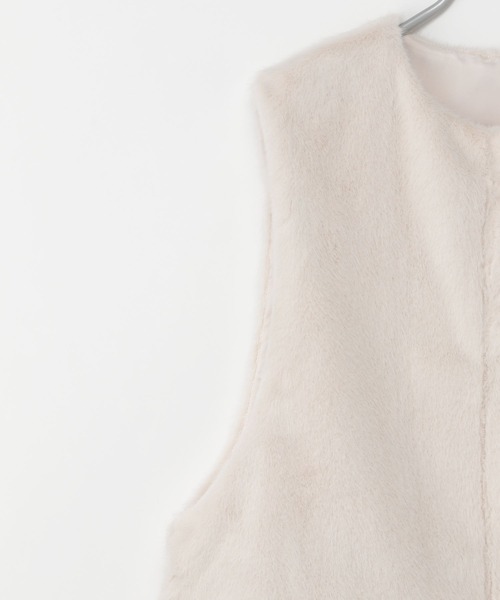 Heather（ヘザー）の「フワフワファーベスト 268994（その他アウター