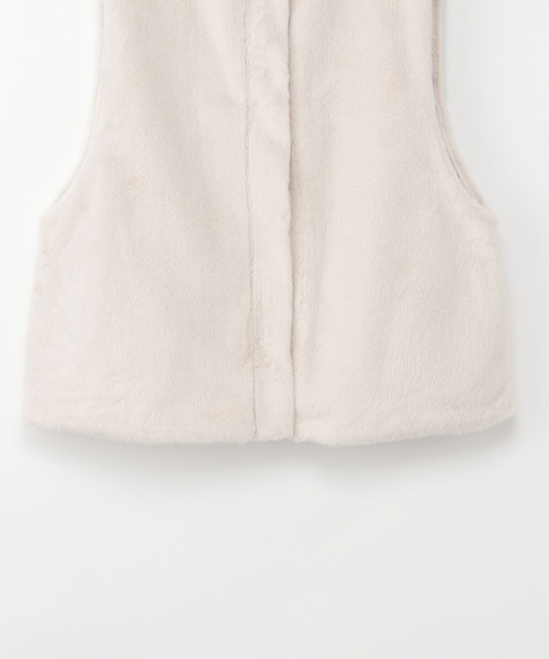 Heather（ヘザー）の「フワフワファーベスト　268994（その他アウター・レディース・ライトベージュ/ブラック・FREE）」の4枚目の写真