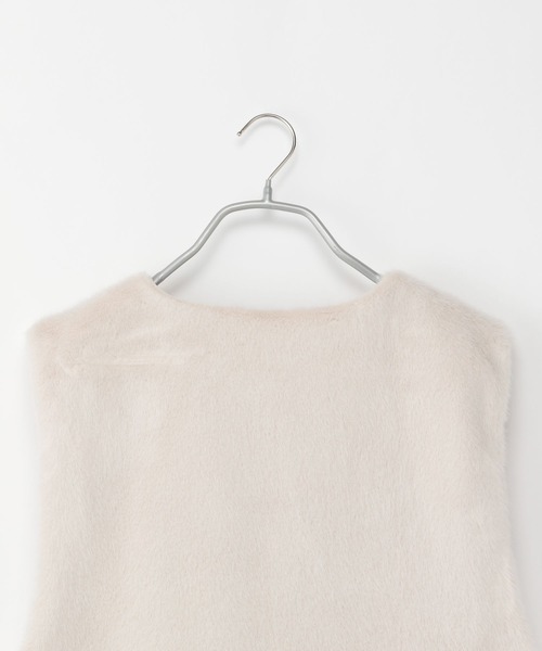 Heather（ヘザー）の「フワフワファーベスト 268994（その他アウター