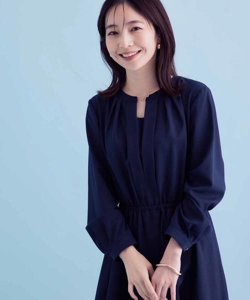 VIS（ビス）の「【EASY CARE】フロントタックワンピース【sustainable】（ワンピース・レディース・ネイビー/ライトグリーン・S/M）」の4枚目の写真