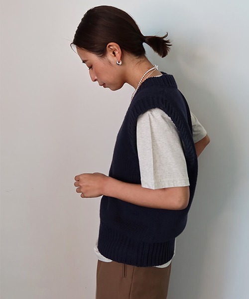 CREDONA（クレドナ）の「Vネックニットベスト（ベスト）」 - WEAR