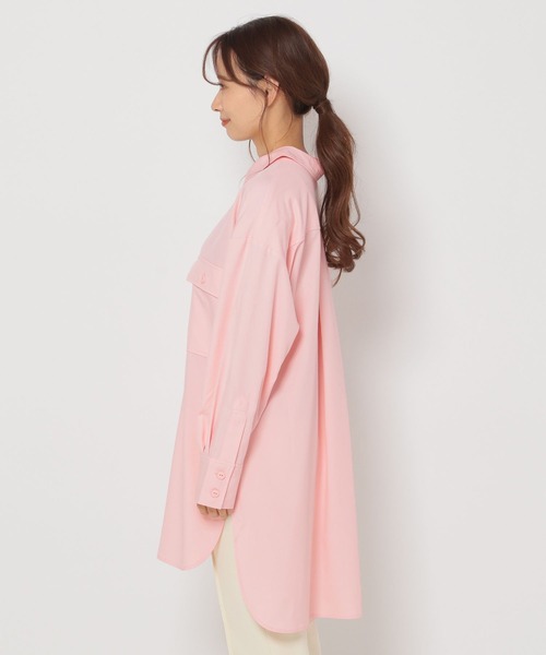 mysty woman(ミスティウーマン)の「ビッグシルエットチュニックシャツ 274155(シャツ/ブラウス・レディース・ピンク/ライトベージュ/チャコール・FREE)」の18枚目の写真