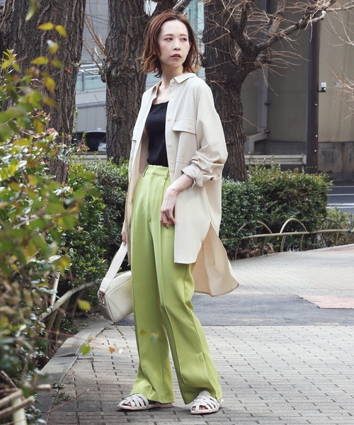 mysty woman(ミスティウーマン)の「ビッグシルエットチュニックシャツ 274155(シャツ/ブラウス・レディース・ピンク/ライトベージュ/チャコール・FREE)」の22枚目の写真