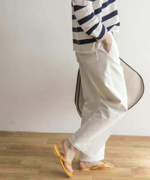 URBAN RESEARCH（アーバンリサーチ）の「『Oggi 5月号掲載』バックサテンマリンパンツ（その他パンツ・レディース・ネイビー/ホワイト・36/38）」の5枚目の写真