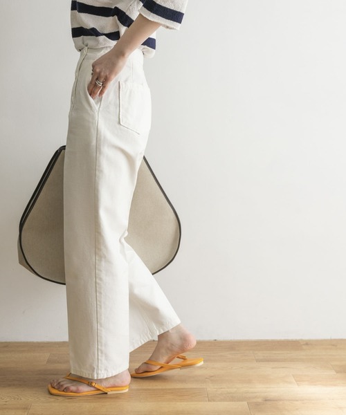 URBAN RESEARCH（アーバンリサーチ）の「『Oggi 5月号掲載』バックサテンマリンパンツ（その他パンツ・レディース・ネイビー/ホワイト・36/38）」の8枚目の写真