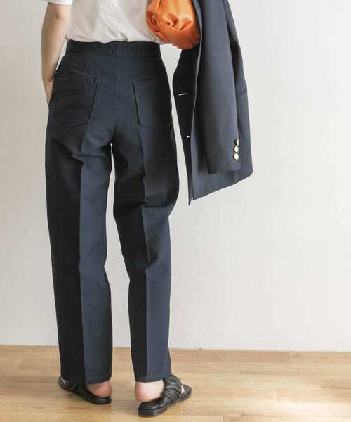 URBAN RESEARCH（アーバンリサーチ）の「『Oggi 5月号掲載』バックサテンマリンパンツ（その他パンツ・レディース・ネイビー/ホワイト・36/38）」の18枚目の写真