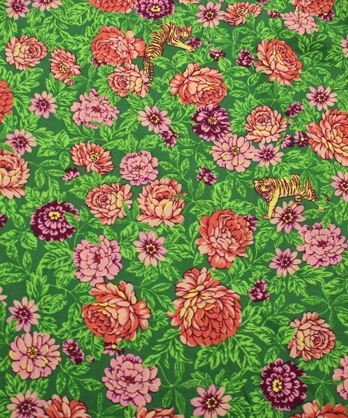 I am I in fact...(アイアムアイインファクト)の「虎華TORA HANA frill scarf(付け襟・レディース・レッド/グリーン・FREE)」の7枚目の写真