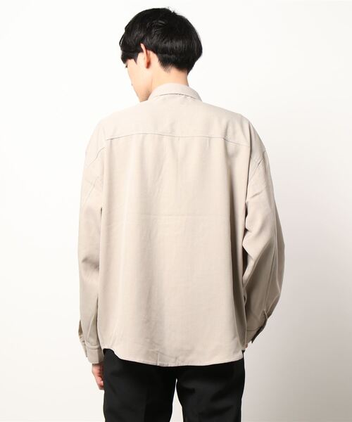 AZUL by moussy（アズールバイマウジー）の「OUTLINE STITCH CPO SHIRTS/アウトラインステッチCPOシャツ（シャツ/ブラウス・メンズ・ライトベージュ/ブラック・MEDIUM/LARGE）」の3枚目の写真