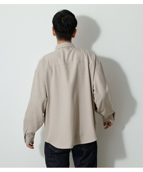 AZUL by moussy（アズールバイマウジー）の「OUTLINE STITCH CPO SHIRTS/アウトラインステッチCPOシャツ（シャツ/ブラウス・メンズ・ライトベージュ/ブラック・MEDIUM/LARGE）」の19枚目の写真