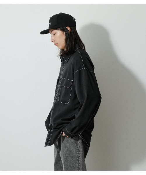 AZUL by moussy（アズールバイマウジー）の「OUTLINE STITCH CPO SHIRTS/アウトラインステッチCPOシャツ（シャツ/ブラウス・メンズ・ライトベージュ/ブラック・MEDIUM/LARGE）」の9枚目の写真