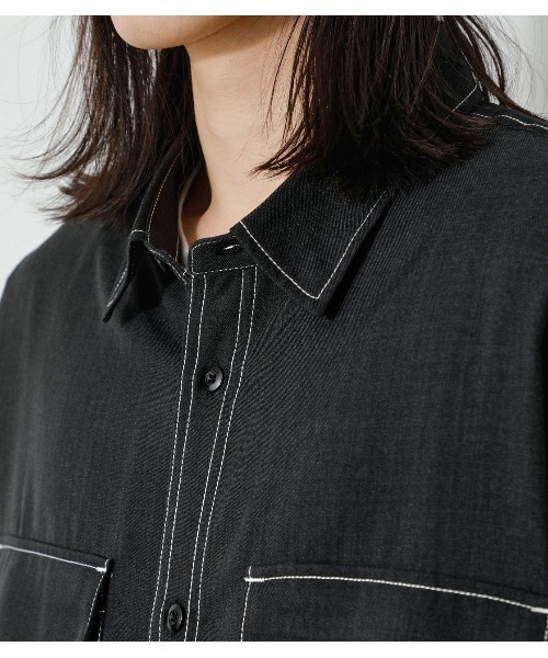 AZUL by moussy（アズールバイマウジー）の「OUTLINE STITCH CPO SHIRTS/アウトラインステッチCPOシャツ（シャツ/ブラウス・メンズ・ライトベージュ/ブラック・MEDIUM/LARGE）」の11枚目の写真