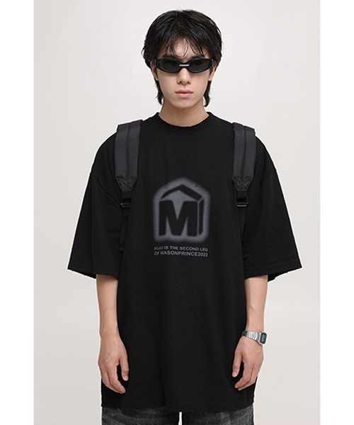 MASONPRINCE(メイソンプリンス)の「【MASONPRINCE】Oversized brand logo blur print TEE DT3123(Tシャツ/カットソー・メンズ・ホワイト/ブラック・S/M/L)」の2枚目の写真