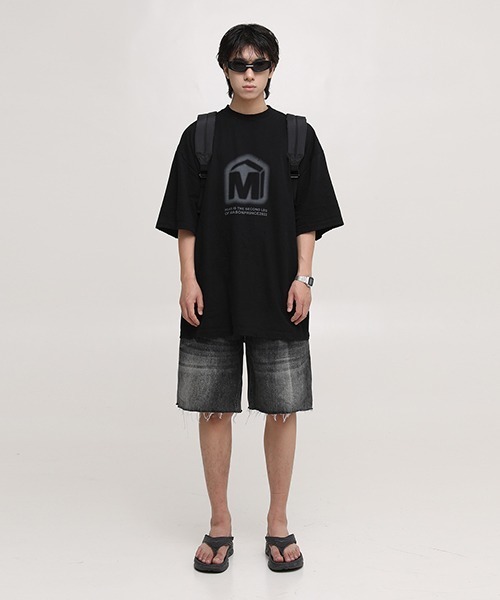 MASONPRINCE(メイソンプリンス)の「【MASONPRINCE】Oversized brand logo blur print TEE DT3123(Tシャツ/カットソー・メンズ・ホワイト/ブラック・S/M/L)」の8枚目の写真