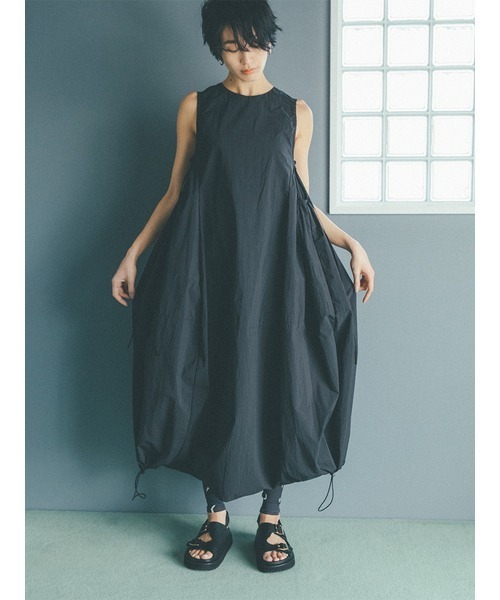 emmi yoga】ONLINE限定ムーンブラトップ&レギンスSET（レギンス