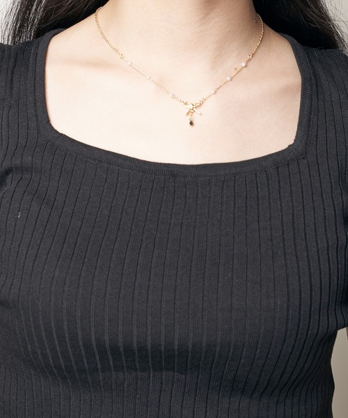 Clice de Paris(クリシェドゥパリス)の「K/スクエアネックトップス(Tシャツ/カットソー・レディース・ホワイト/ブラック/イエロー・ONESIZE)」の14枚目の写真