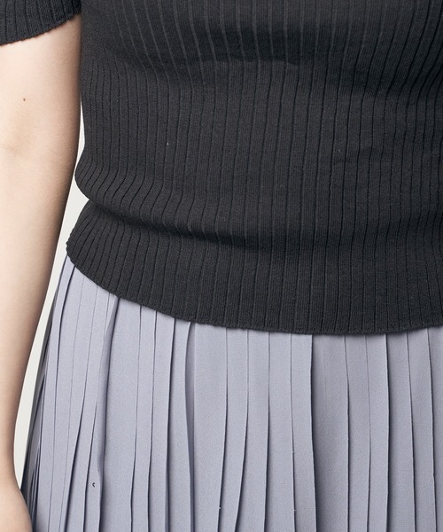 Clice de Paris(クリシェドゥパリス)の「K/スクエアネックトップス(Tシャツ/カットソー・レディース・ホワイト/ブラック/イエロー・ONESIZE)」の15枚目の写真