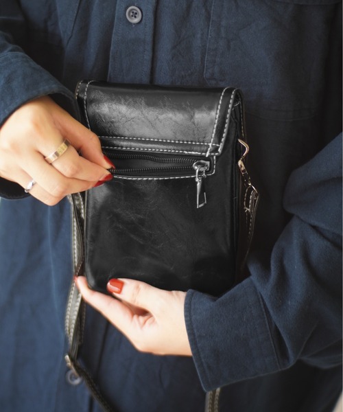 Port(ポート)の「ヴィンテージライク マルチ ショルダーバッグ / スマホ ショルダー(ショルダーバッグ・レディース・ブラック/ブラウン/ライトブラウン・FREE)」の16枚目の写真