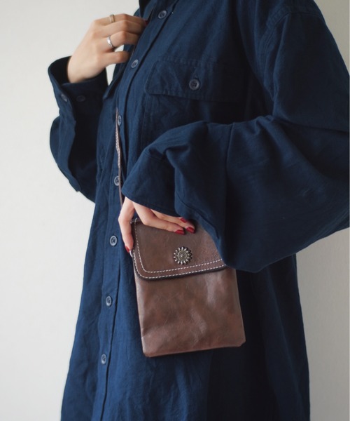 Port(ポート)の「ヴィンテージライク マルチ ショルダーバッグ / スマホ ショルダー(ショルダーバッグ・レディース・ブラック/ブラウン/ライトブラウン・FREE)」の12枚目の写真