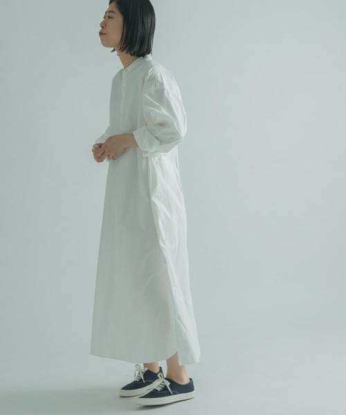 FORK&SPOON(フォークアンドスプーン)の「FORK&SPOON オックスバンドカラーシャツワンピース(ワンピース・レディース・オフホワイト/ブルー・1)」の9枚目の写真