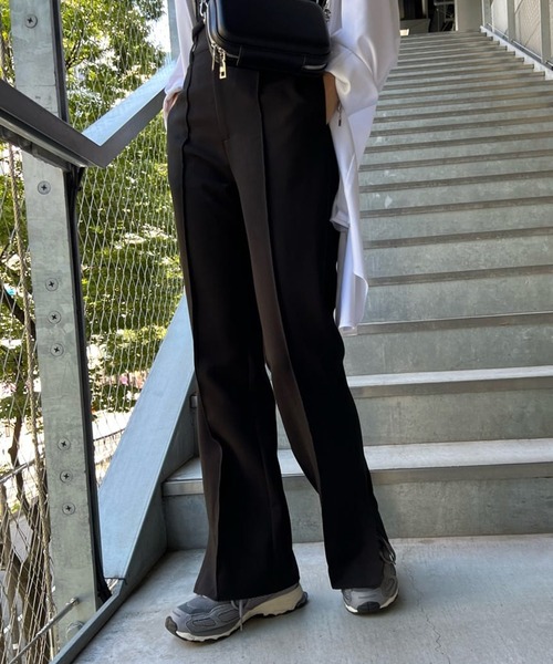 Lui's（ルイス）の「ハイウエストサイドベンツパンツ（スラックス・レディース・アイボリー/ブラック/パープル・FREE）」の3枚目の写真