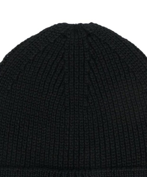 MARCELO BURLON(マルセロ・バーロン)の「【MARCELO BURLON】CROSS PATCH BEANIE(ニットキャップ/ビーニー・メンズ・ブラック・FREE)」の5枚目の写真