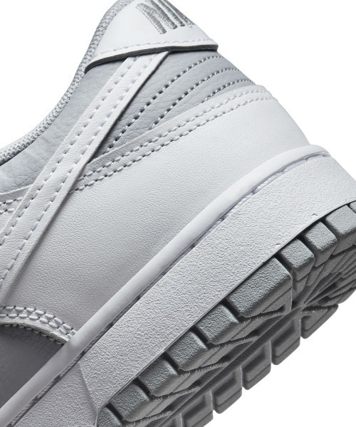 NIKE（ナイキ）の「NIKE DUNK LOW RETRO（スニーカー・メンズ・グレー・26.0cm/26.5cm/27.0cm/27.5cm/28.0cm/28.5cm/29.0cm）」の8枚目の写真