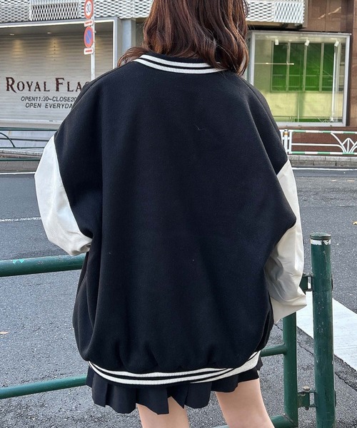 INGNI（イング）の「ワッペン付スタジャン（スタジャン・レディース・ブラック系その他2/ブラック×ブラック/グリーン系8/レッド系9・M）」の9枚目の写真