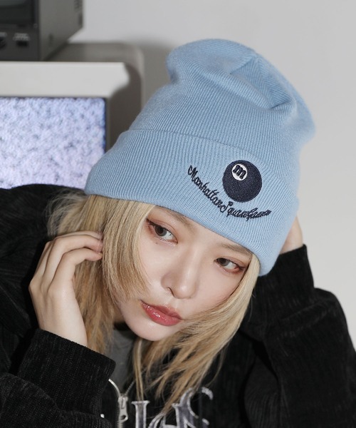 CHANEL ベージュ ビーニー ロゴ刺繍付き CHANEL ベージュ ビーニー ロゴ刺繍付き CHANEL ベージュ