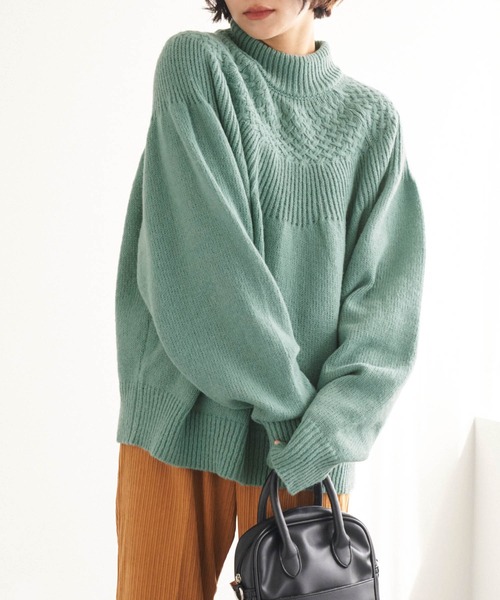 Chaco closet(チャコ クローゼット)の「求心ケーブル編みハイネックニットプルオーバー(ニット/セーター・レディース・チャコール/パープル/グリーン/レッド/アイボリー・FREE)」の15枚目の写真