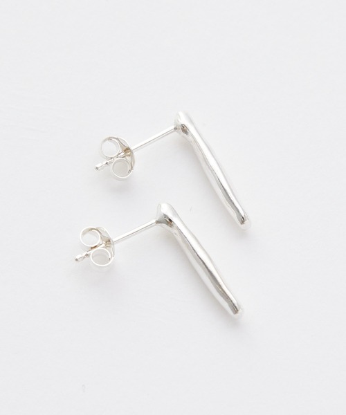 RIVE DROITE（リヴドロワ）の「バーモチーフがアクセント/SILVER925スティックピアス（ピアス（両耳用）・レディース・シルバー系その他5/ゴールド系その他3・FREE）」の8枚目の写真