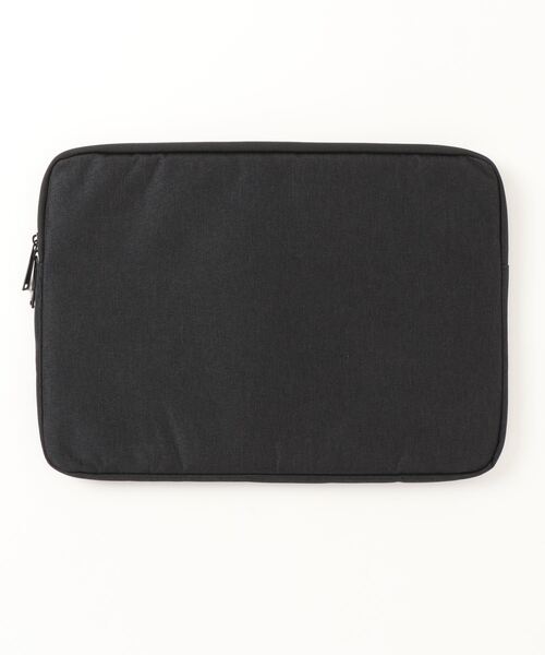 Fun & Daily(ファンアンドデイリー)の「F&D : 13インチ PC Case whith pouch(PC・タブレットケース・メンズ・ネイビー/ピンク/ブラック/グレー・FREE)」の2枚目の写真