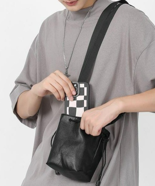 B.R.U（ブル）の「【男女兼用】2WAY巾着ショルダーバッグ（ショルダーバッグ・メンズ・ブラック・FREE）」の11枚目の写真