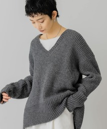 KBF | 『WEB/一部店舗限定』フィンガーホールVネックニット(ニット/セーター)