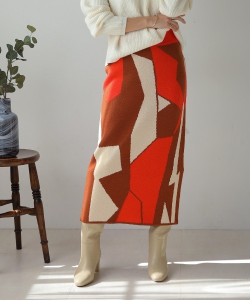 Bou Jeloud（ブージュルード）の「幾何柄ニットスカート（スカート・レディース・オレンジ/ブルー・FREE）」の13枚目の写真