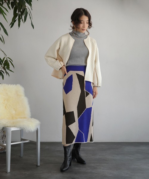 Bou Jeloud（ブージュルード）の「幾何柄ニットスカート（スカート・レディース・オレンジ/ブルー・FREE）」の3枚目の写真