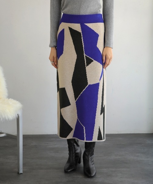 Bou Jeloud（ブージュルード）の「幾何柄ニットスカート（スカート・レディース・オレンジ/ブルー・FREE）」の5枚目の写真