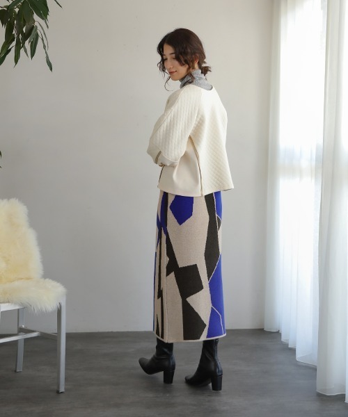 Bou Jeloud（ブージュルード）の「幾何柄ニットスカート（スカート・レディース・オレンジ/ブルー・FREE）」の7枚目の写真
