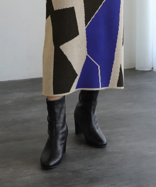 Bou Jeloud（ブージュルード）の「幾何柄ニットスカート（スカート・レディース・オレンジ/ブルー・FREE）」の8枚目の写真