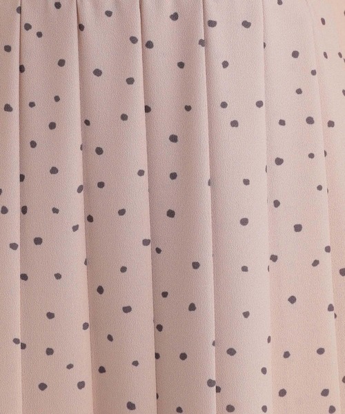 Andemiu(アンデミュウ)の「アソートタックプリーツワンピース182269(ワンピース・レディース・ブラック/グレー/グリーン/ダークブラウン・FREE)」の19枚目の写真