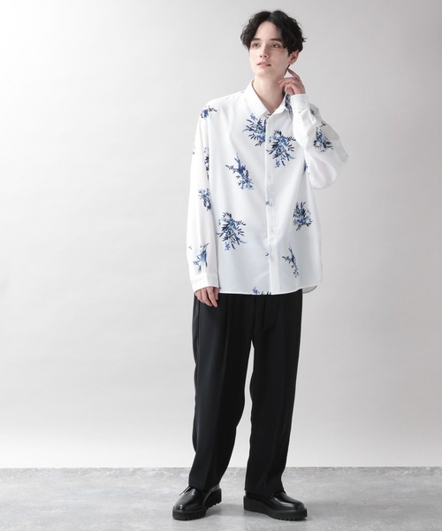 RAGEBLUE（レイジブルー）の「ラグイージー/フラワーデザインシャツ（シャツ/ブラウス・メンズ・ブルー/ブラック/ホワイト・MEDIUM/LARGE）」の4枚目の写真