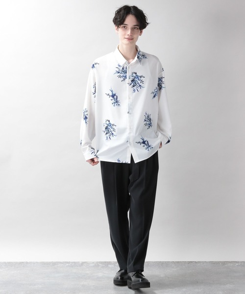 RAGEBLUE（レイジブルー）の「ラグイージー/フラワーデザインシャツ（シャツ/ブラウス・メンズ・ブルー/ブラック/ホワイト・MEDIUM/LARGE）」の5枚目の写真